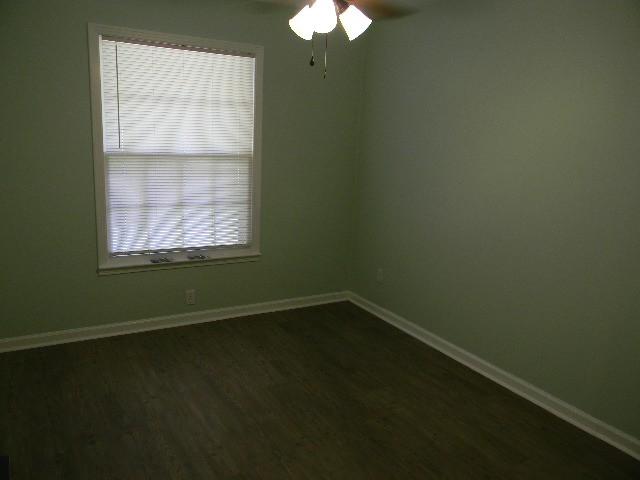 136 Park Cir, New Johnsonville, TN 37134 - photo 10