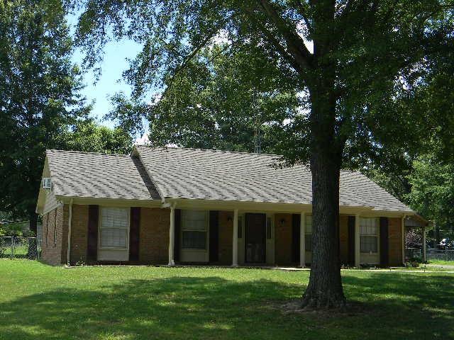 136 Park Cir, New Johnsonville, TN 37134 - photo 3