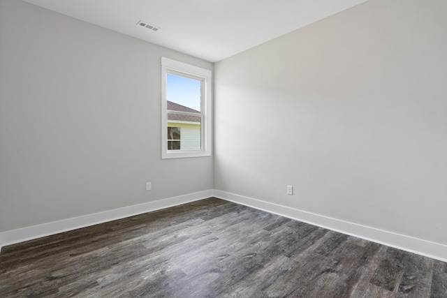 15 Aurora Cir, Fayetteville, TN 37334 - spare room with dark wood-type flooring