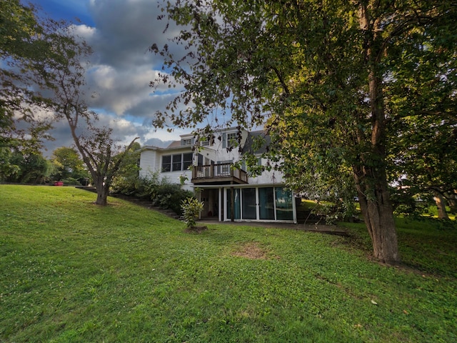 204 Fisher Ave, Carthage, TN 37030 - rear view of property featuring a yard and a wooden deck