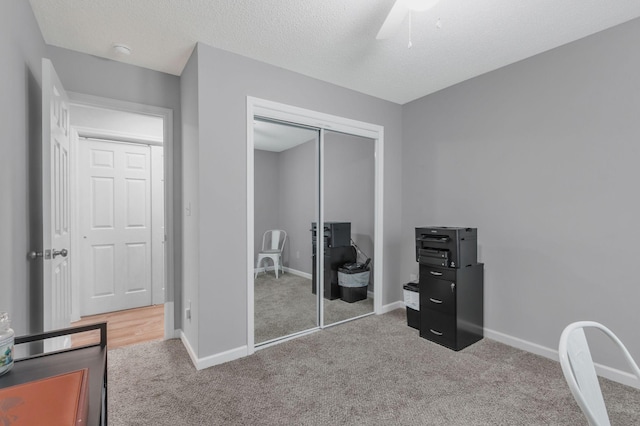 109 Saint Margarett Cir, Columbia, TN 38401 - bedroom featuring carpet floors, a closet, a ceiling fan, and a textured ceiling