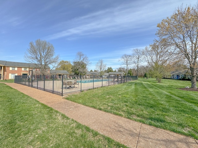 1002 E Northfield Blvd Unit A102, Murfreesboro, TN 37130 - view of yard with a community pool