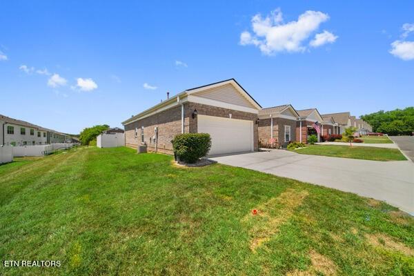 388 Creekside Way, Lenoir City, TN 37771 - photo 4