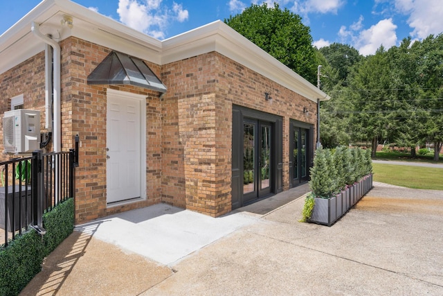 3351 Oak Burr Dr, Chattanooga, TN 37419 - doorway to property with brick siding