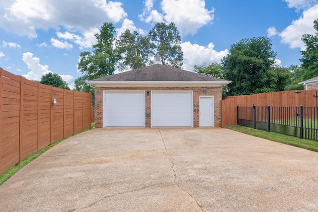 3351 Oak Burr Dr, Chattanooga, TN 37419 - view of garage