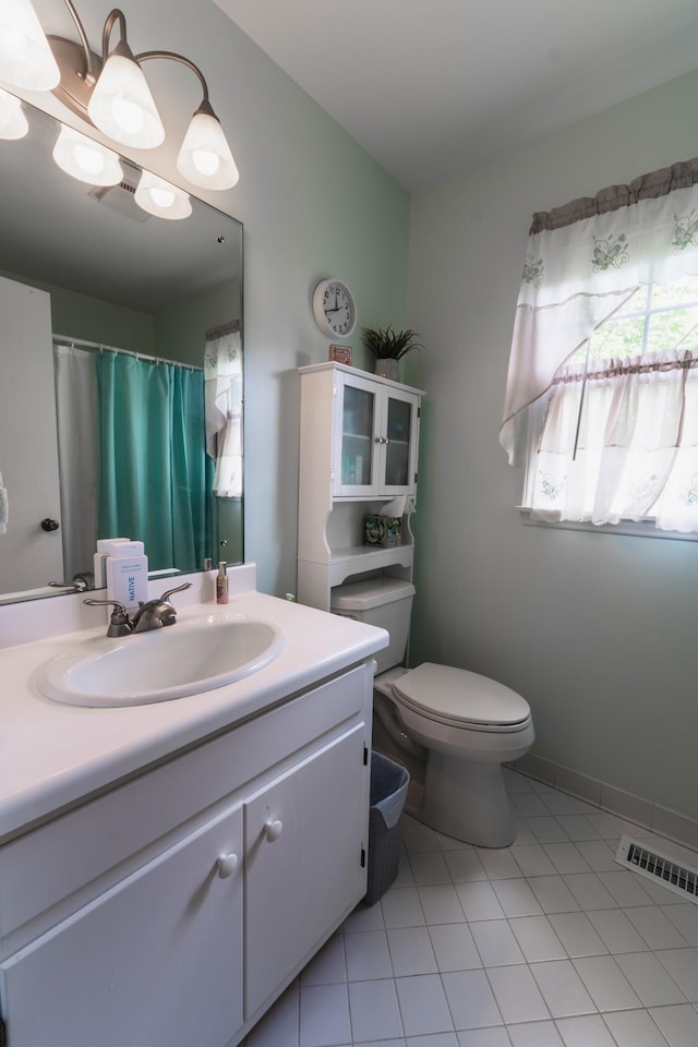 818 W Clark Blvd, Murfreesboro, TN 37129 - bathroom featuring tile patterned flooring and vanity