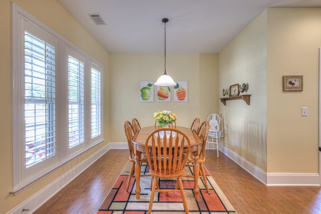 154 Salient Ln, Mount Juliet, TN 37122 - dining area with wood finished floors and baseboards