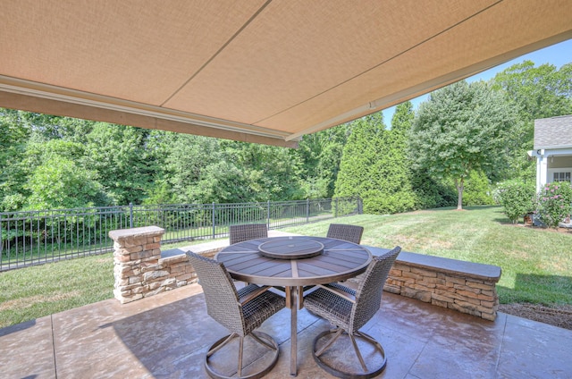 154 Salient Ln, Mount Juliet, TN 37122 - fenced backyard with a patio and outdoor dining space