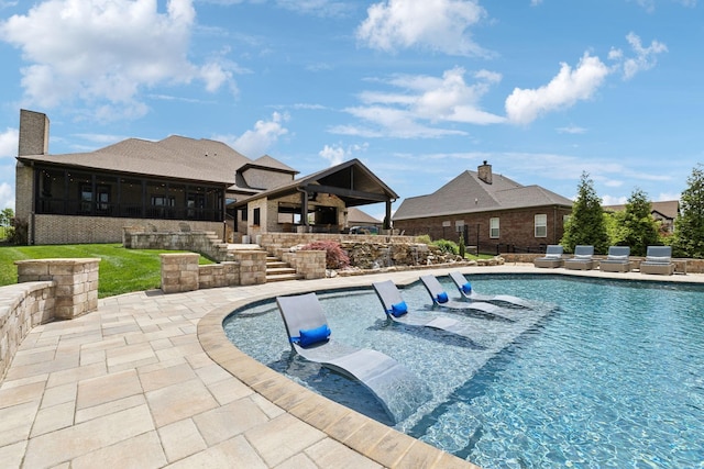 1300 Stovall Ln, Mount Juliet, TN 37122 - outdoor pool with a patio and a sunroom