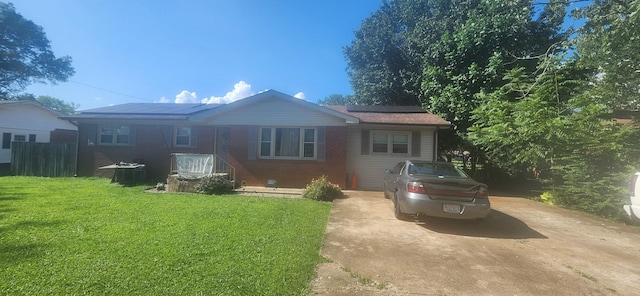 521 Thomas Ave, Hohenwald, TN 38462 - photo 1