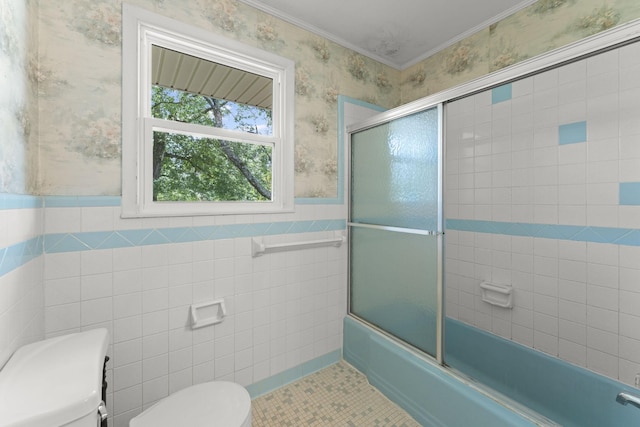 307 Mary Sharp Dr, Decherd, TN 37324 - bathroom featuring tile patterned floors, enclosed tub / shower combo, wallpapered walls, and crown molding