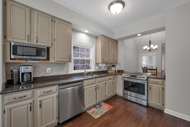 1025 Saint Andrews Pl, Nashville, TN 37204 - photo 10
