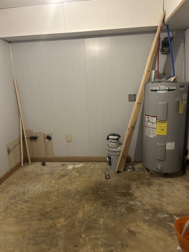 370 Alpine Rd, Camden, TN 38320 - utilities with electric water heater