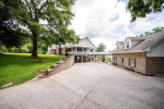 627 Eastbrook Rd, Estill Springs, TN 37330 - exterior space featuring a yard and concrete driveway