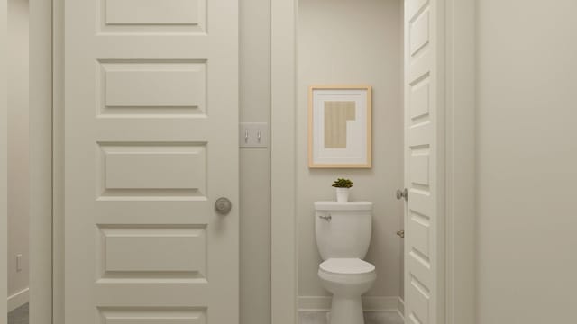 3407 Shigo St, Murfreesboro, TN 37130 - bathroom featuring toilet and baseboards