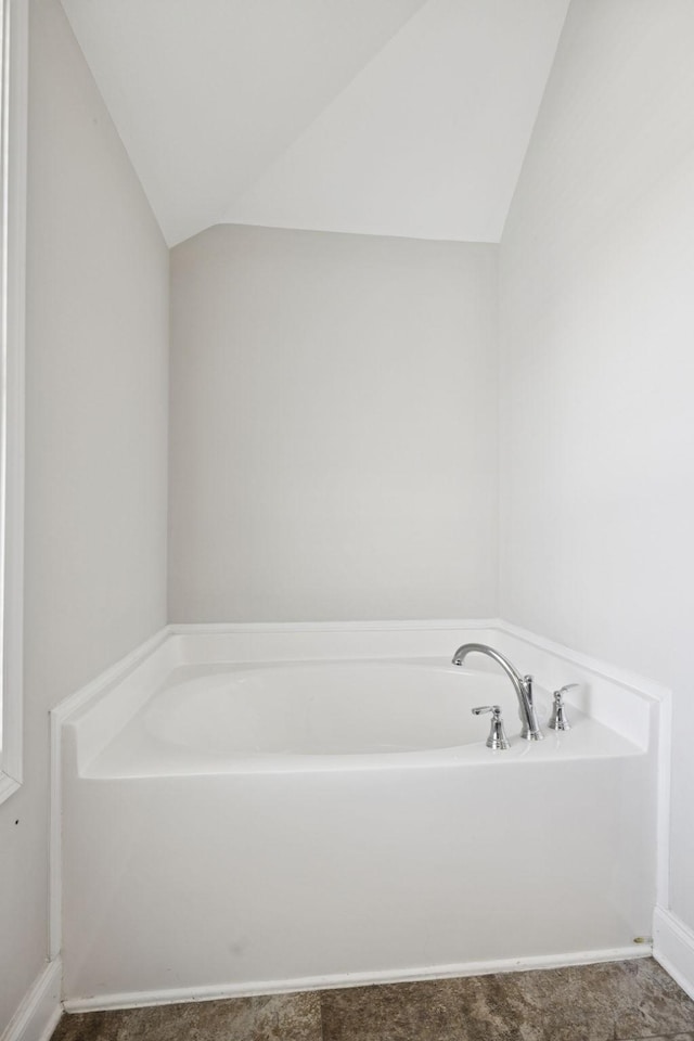 2237 Pathfinder Dr, Murfreesboro, TN 37127 - full bathroom with a garden tub and lofted ceiling