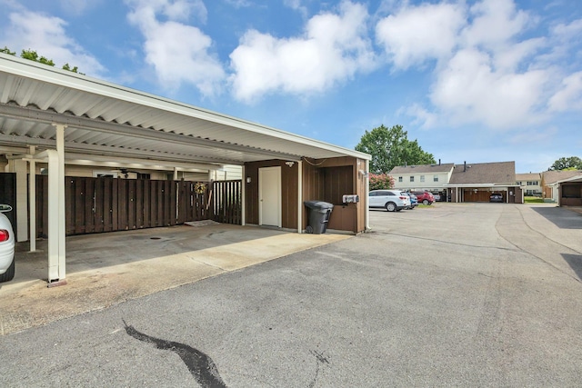 914 E Northfield Blvd, Murfreesboro, TN 37130 - view of covered parking lot