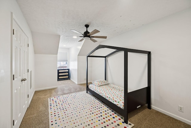 4826 Chelanie Cir, Murfreesboro, TN 37129 - bedroom with carpet flooring, a textured ceiling, ceiling fan, and a closet