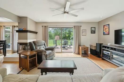 2261 High Meadow Dr, Murfreesboro, TN 37129 - living area featuring ceiling fan and wood finished floors