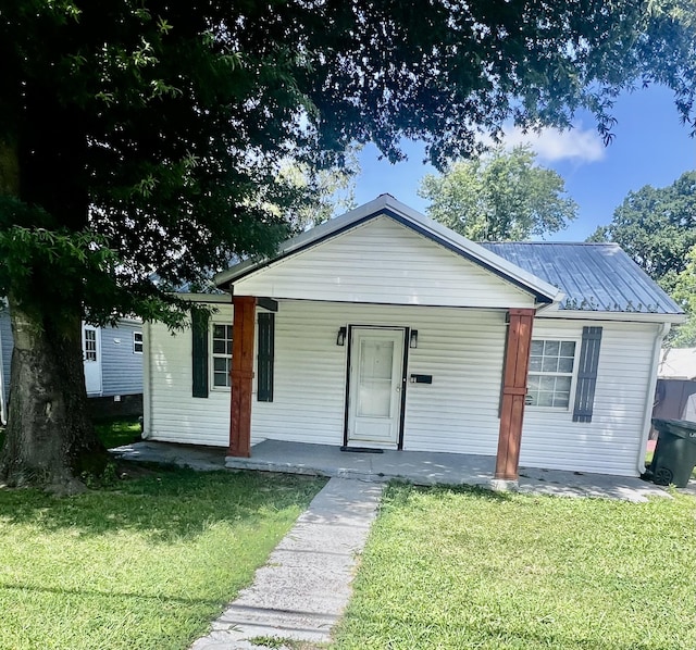 114 N Pine St, Hohenwald, TN 38462 - photo 2