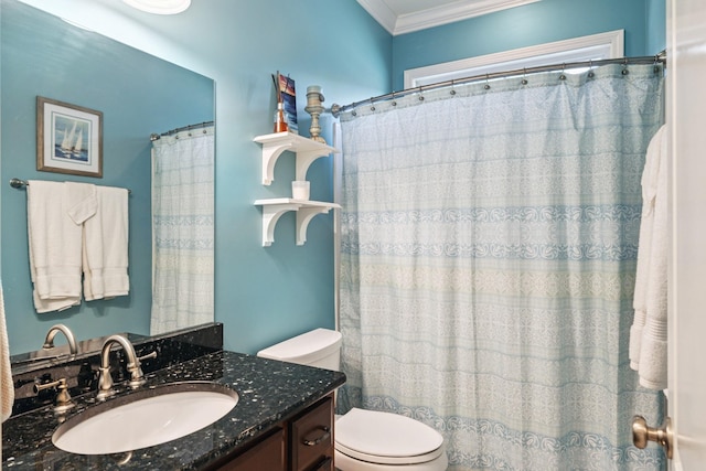 835 Banner Dr, Murfreesboro, TN 37129 - bathroom featuring vanity, ornamental molding, and curtained shower