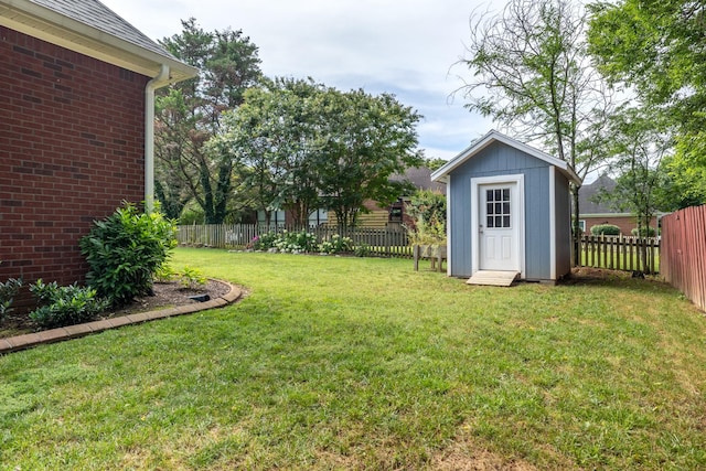 835 Banner Dr, Murfreesboro, TN 37129 - fenced backyard featuring a storage shed