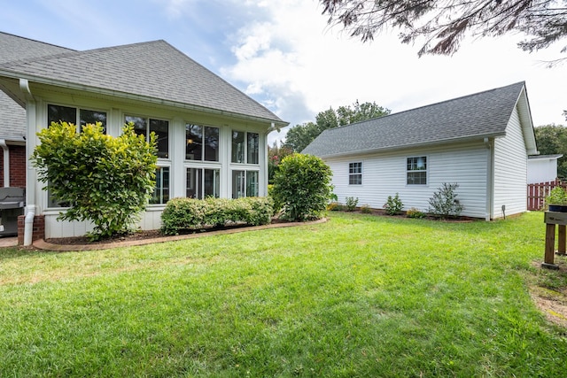 835 Banner Dr, Murfreesboro, TN 37129 - view of grassy yard