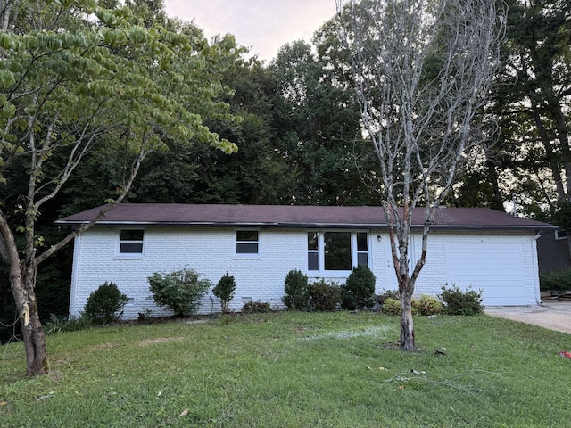 208 Lakeshore Dr, Mcminnville, TN 37110 - photo 1