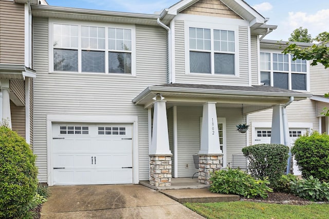 1802 Lincoya Bay Dr, Nashville, TN 37214 - photo 1