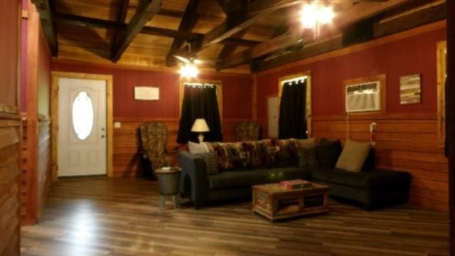 925 Collins Rd, Red Boiling Springs, TN 37150 - photo 3