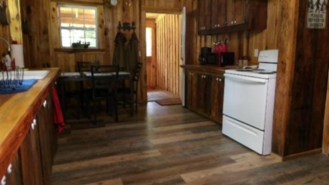 925 Collins Rd, Red Boiling Springs, TN 37150 - photo 23