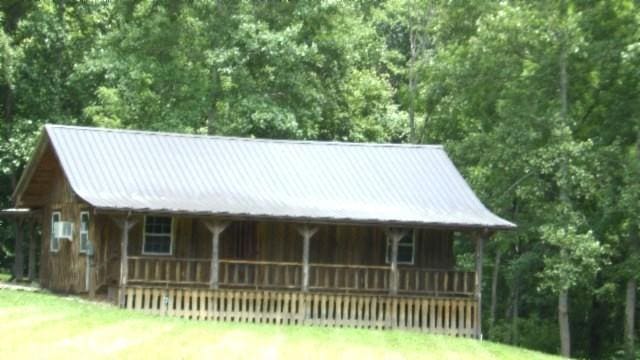 925 Collins Rd, Red Boiling Springs, TN 37150 - photo 1