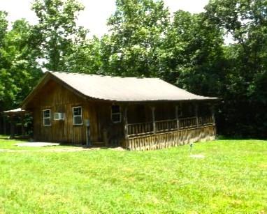 925 Collins Rd, Red Boiling Springs, TN 37150 - photo 2
