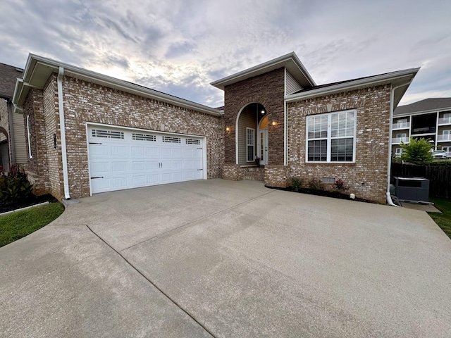 669 White Face Dr, Clarksville, TN 37040 - photo 1