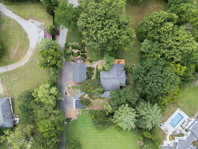 9032 S Harpeth Ct, Nashville, TN 37221 - photo 40