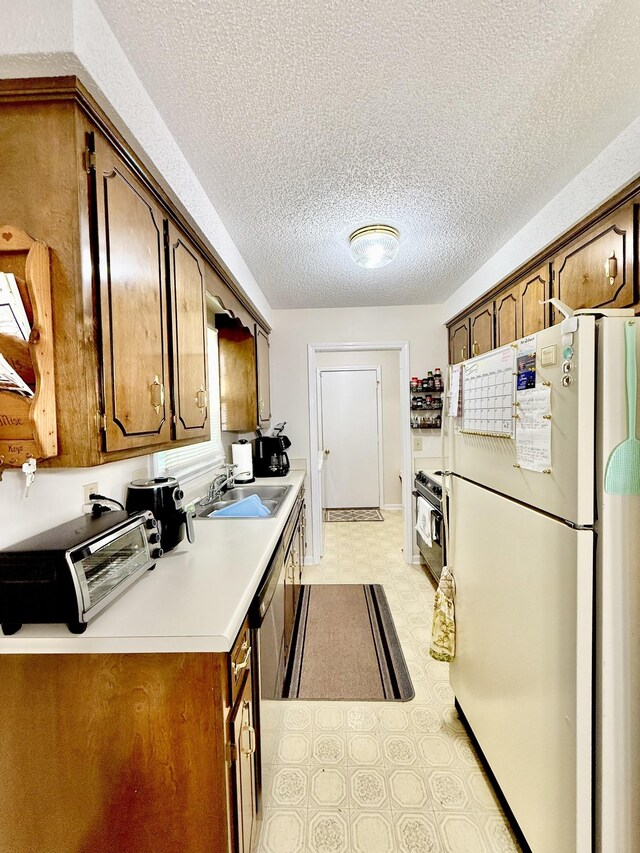 744 Spees Dr, Clarksville, TN 37042 - photo 6