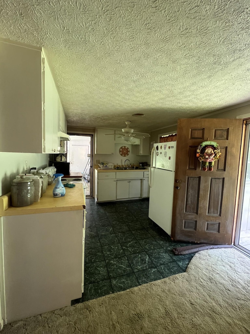 1233 N Charlotte St, Dickson, TN 37055 - photo 2