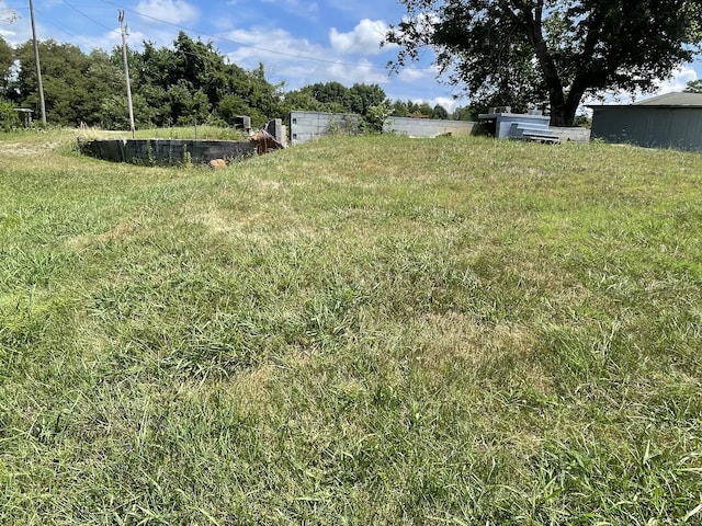 415 Hillcrest Dr, Byrdstown, TN 38549 - photo 7