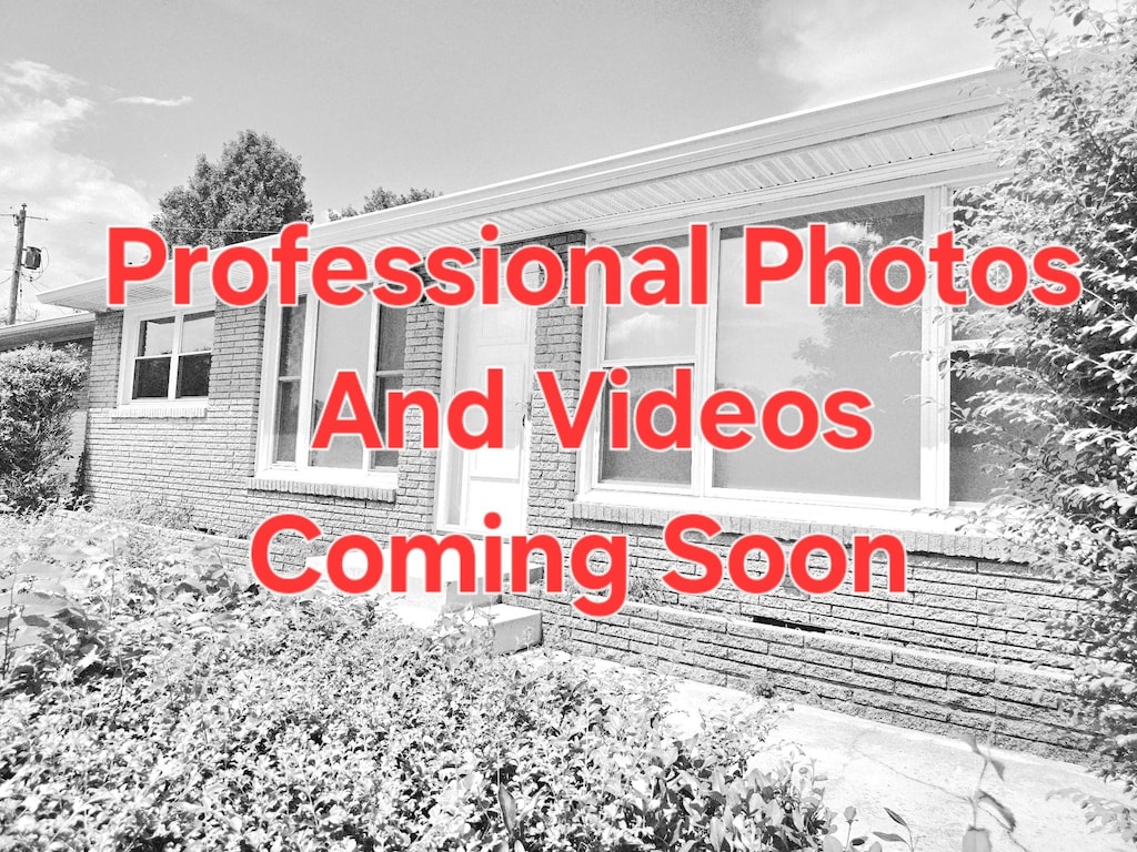 205 Bermuda Dr, Nashville, TN 37214 - photo 3