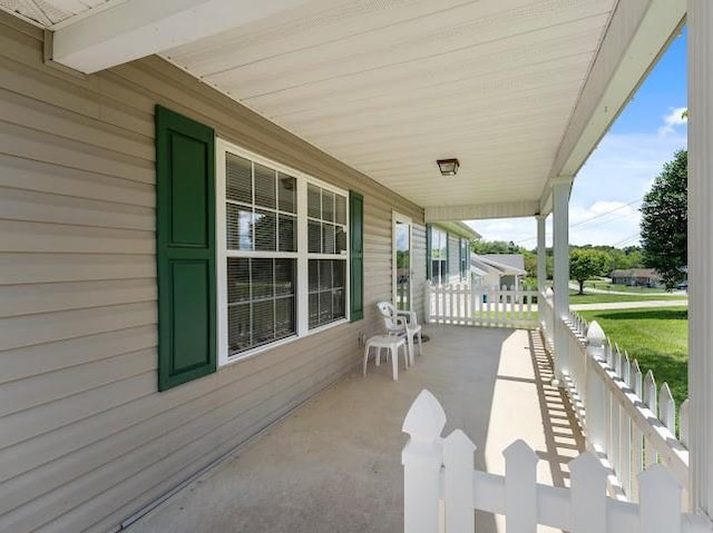 202 Southgate Dr, Crossville, TN 38555 - photo 2