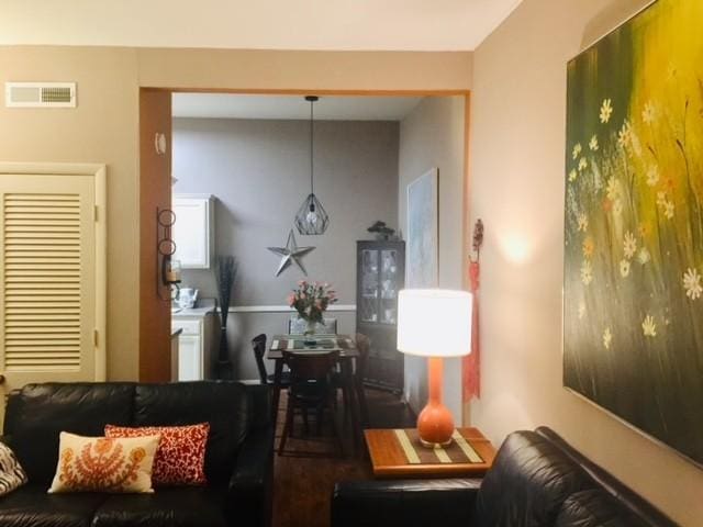 4425 Westlawn Dr Unit C307, Nashville, TN 37209 - photo 5