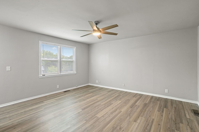 2570 Bethwood Dr, Nashville, TN 37207 - photo 10