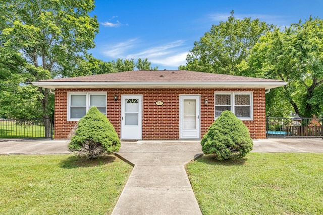 521 Hawkins Rd, Clarksville, TN 37040 - photo 1
