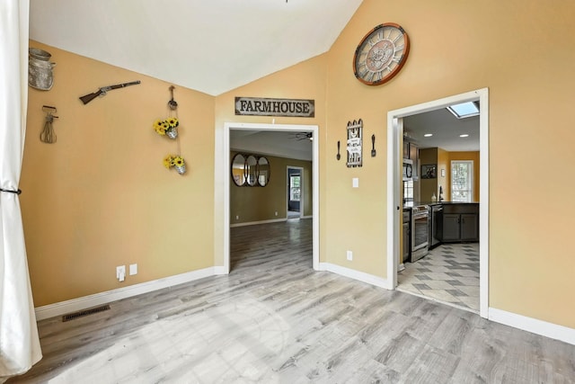 3142 Whitetail Dr, Clarksville, TN 37043 - photo 10