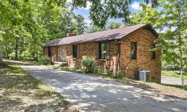 887 Harvey Rd, Cumberland Furnace, TN 37051 - photo 2