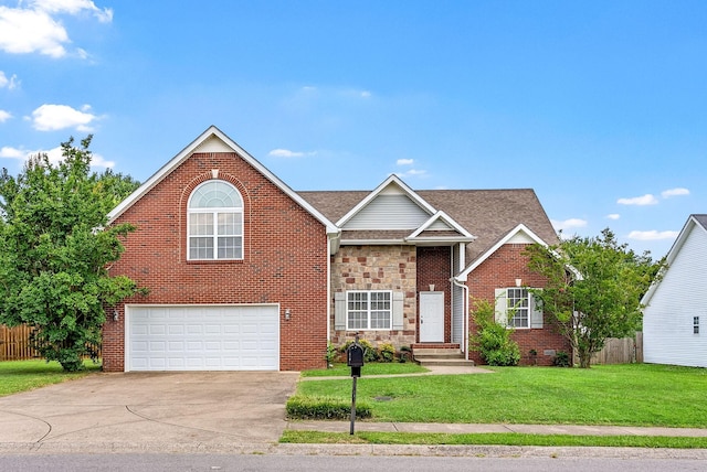 708 W Accipiter Cir, Clarksville, TN 37043 - photo 2