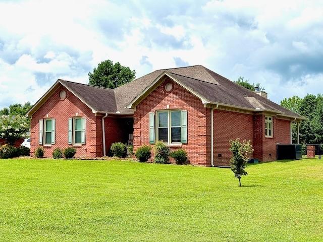 10 Jonathan Dr, Fayetteville, TN 37334 - photo 1
