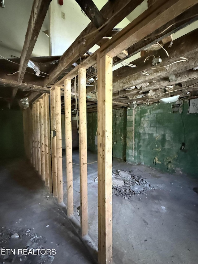 906 Graves St, Knoxville, TN 37915 - photo 13