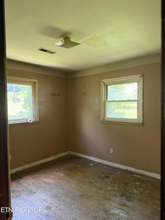 906 Graves St, Knoxville, TN 37915 - photo 3