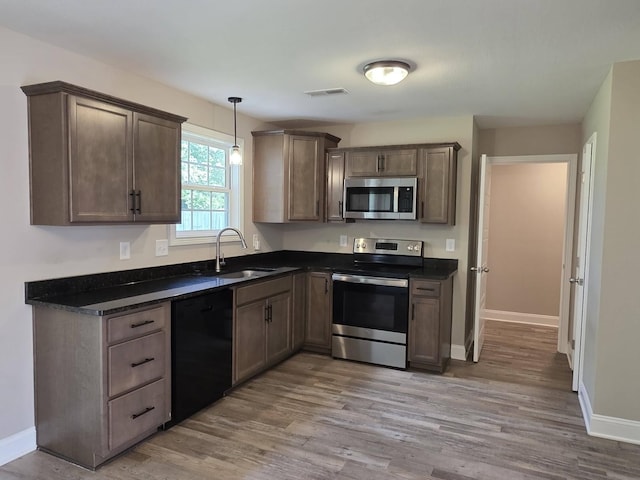 767 Lillian Grace Dr, Clarksville, TN 37043 - photo 3